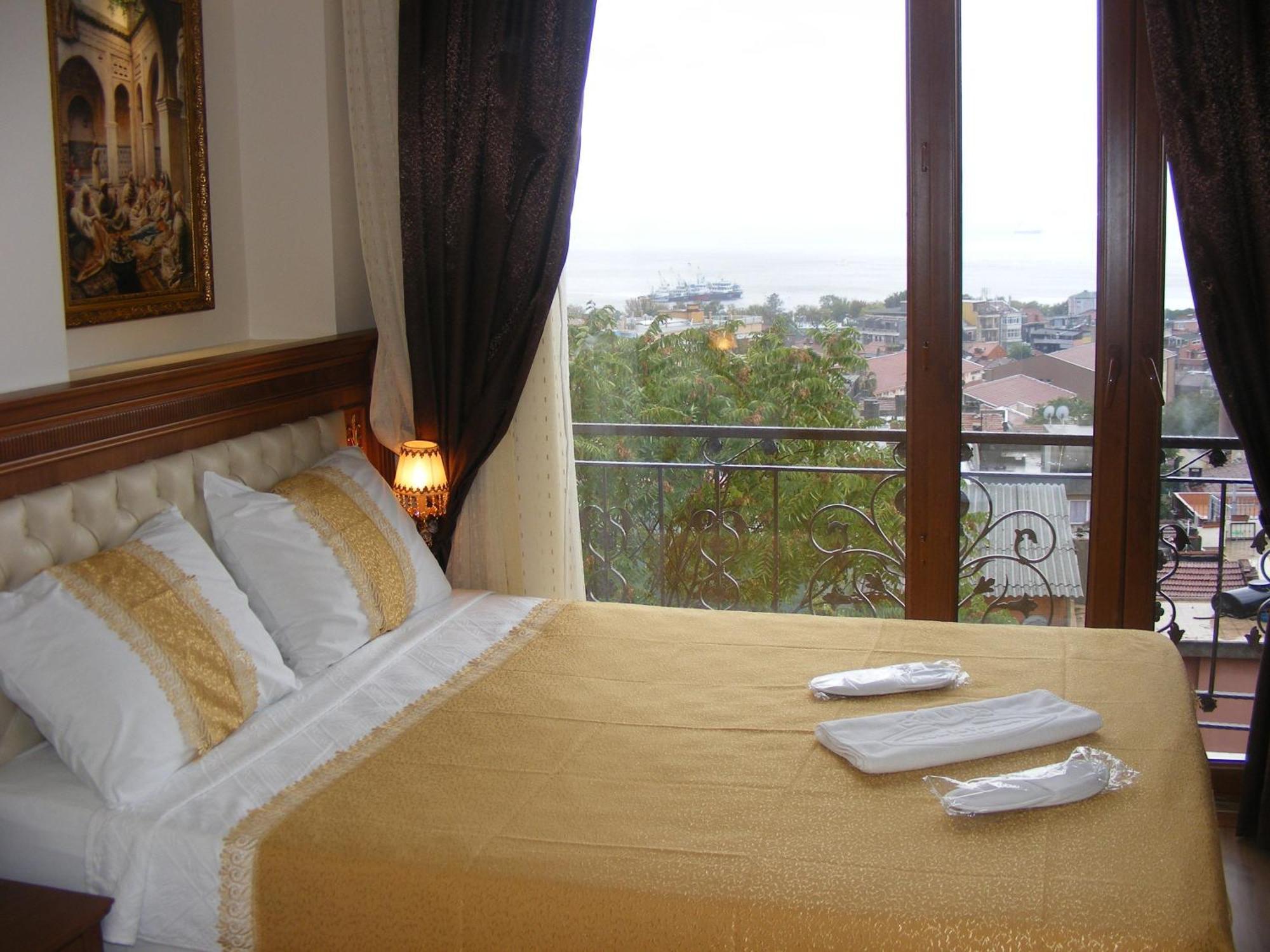 Blue Istanbul Hotel Room photo